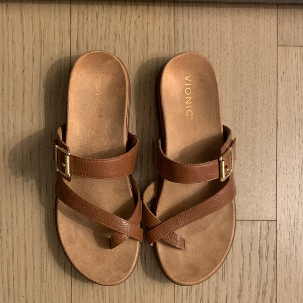 Vionic brown Carmela Strap Slide Sandal | US 8